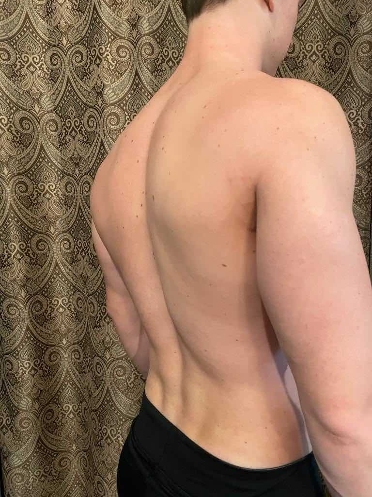 Research Participant 433 – Body Type One (BT1) Male (Man), Generation Z