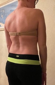 Research Participant 590 – Body Type Two (BT2) Female (Woman), Millennial (Generation Y)